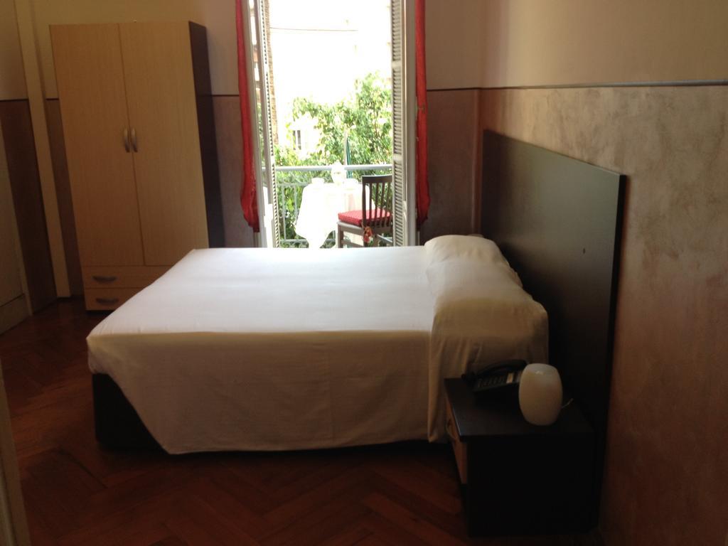 Hotel Liberty Σαν Ρέμο Δωμάτιο φωτογραφία