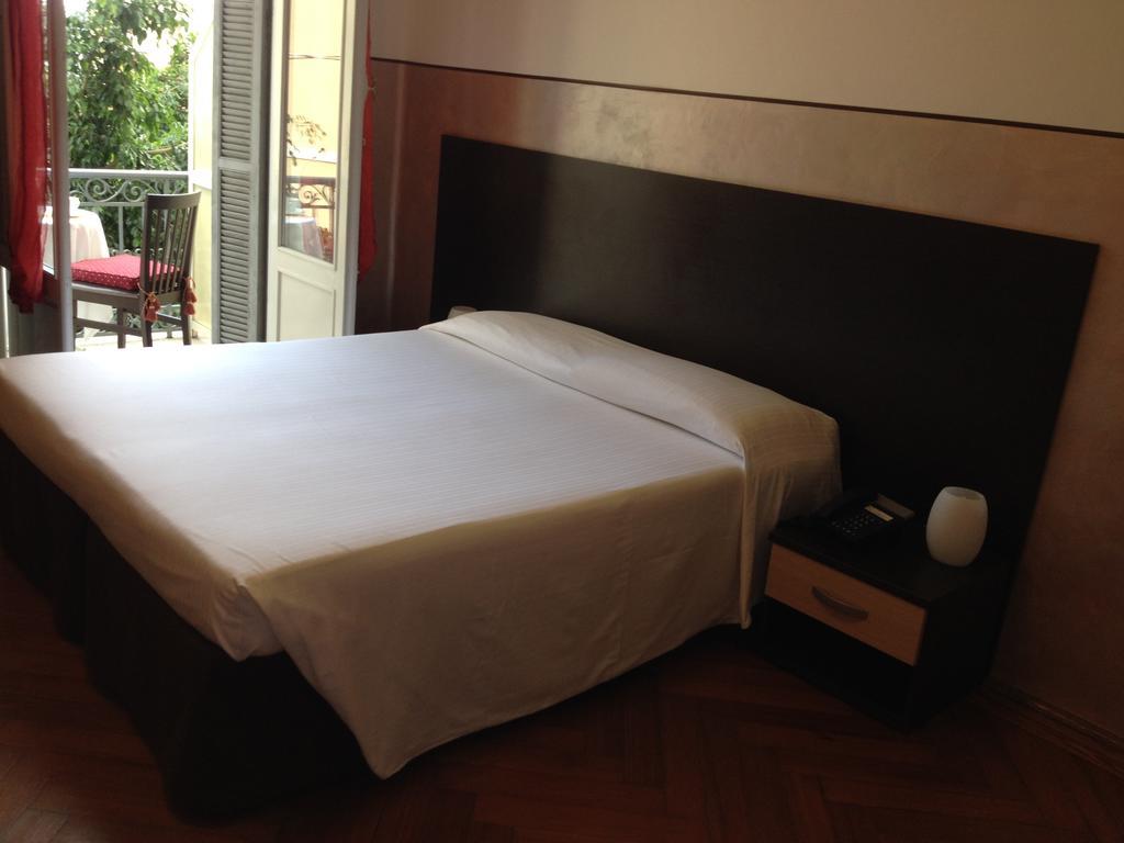Hotel Liberty Σαν Ρέμο Δωμάτιο φωτογραφία